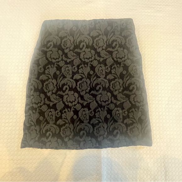 Willi Smith. Sz 2. Tapestry Style Fully Lined Skirt. Excellent condition! - Picture 10 of 10